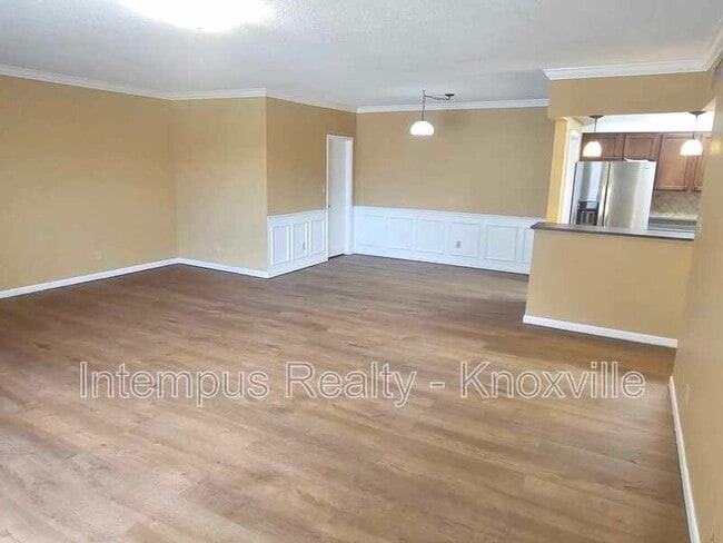 Building Photo - 5709 Lyons View Pike