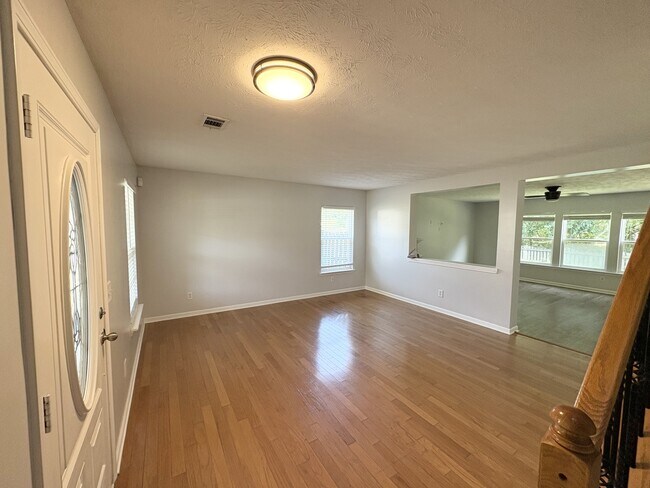 Building Photo - 125 Cedar Bay Cir