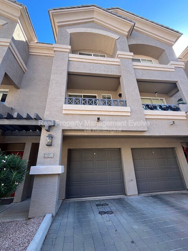 Foto del edificio - 4455 E Paradise Vlg Pkwy S