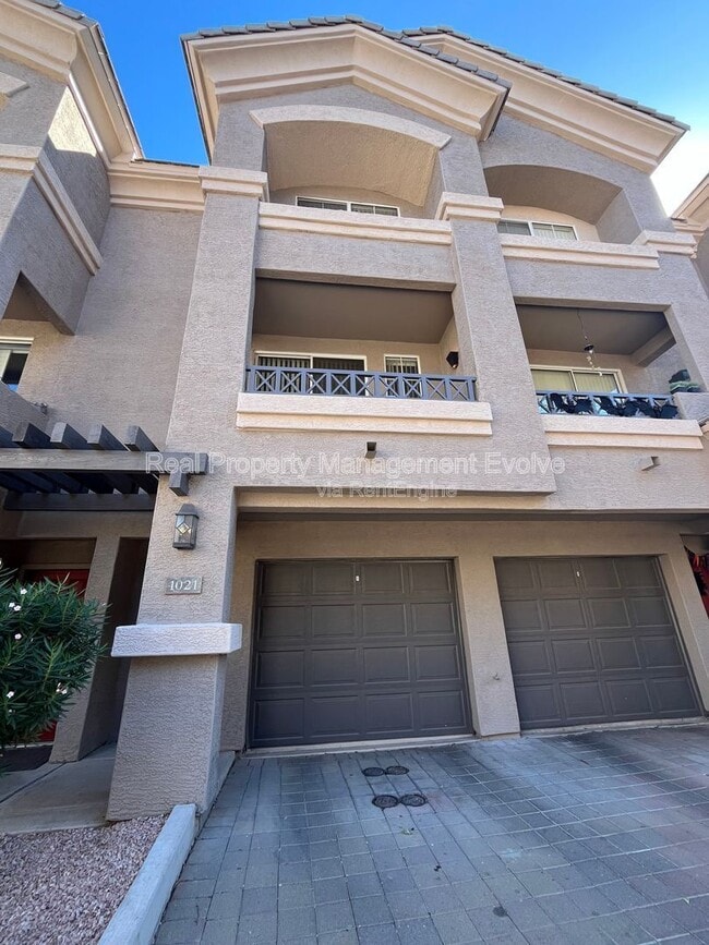 Photo - 4455 E Paradise Vlg Pkwy S Apartment