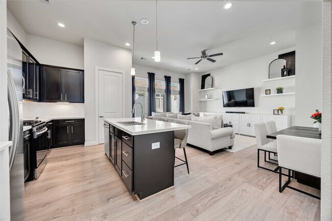 Foto del edificio - 108 Knightsbridge Park Ln