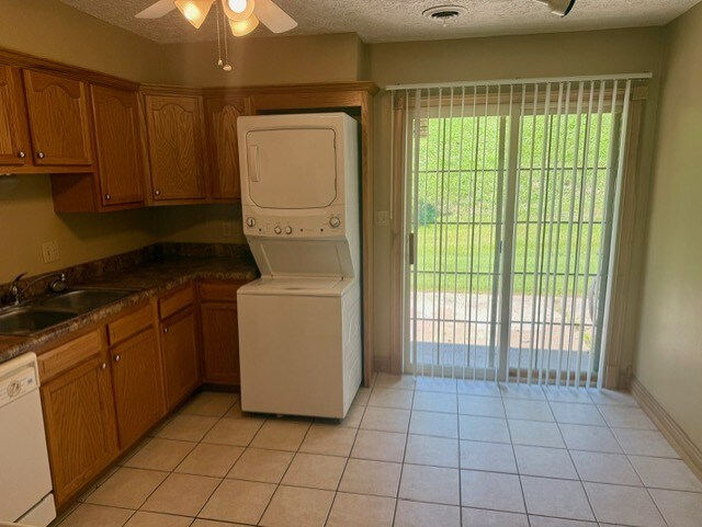 Foto del edificio - 1616 Spring Valley Dr