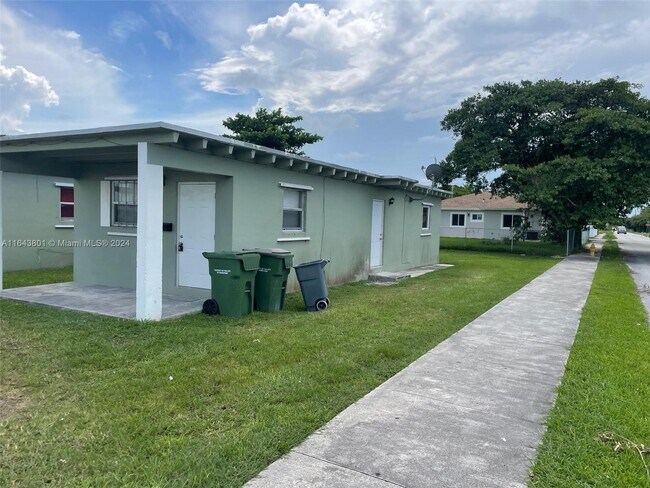 Foto del edificio - 602 SW 10th Ave
