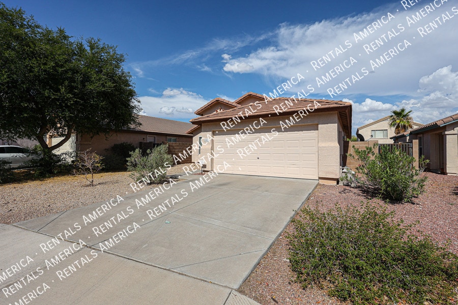 Primary Photo - 1517 S 219th Dr