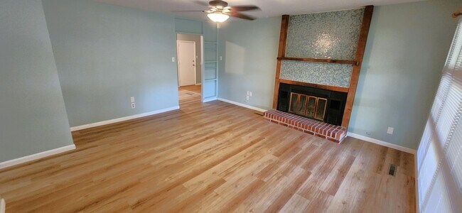 Foto del edificio - 3BR, 2BTH Beautiful ranch style home with ...