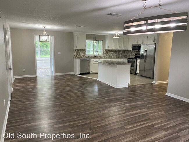 Building Photo - 2 br, 2 bath House - 10391 Cove Ave
