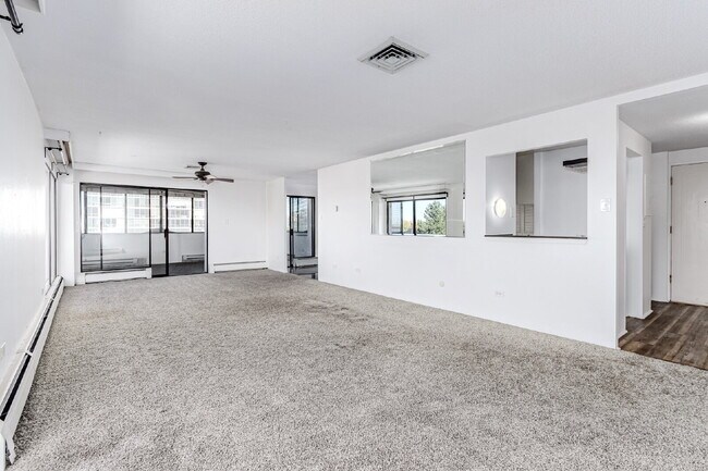 Foto del edificio - Three Bed / Two bath at the Cherry Creek Polo Club Condominiums