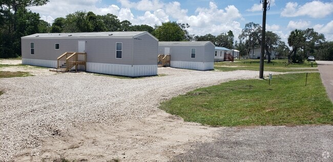 Building Photo - 17020 Meridian Blvd