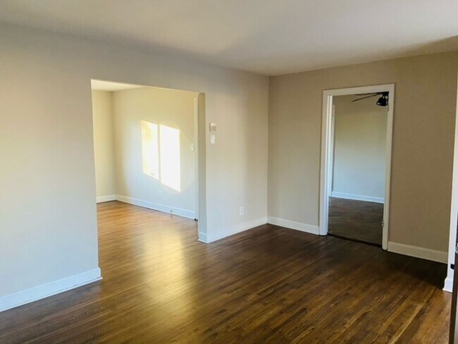 Foto del edificio - 3 bedroom, 1 bathroom house in Washington ...