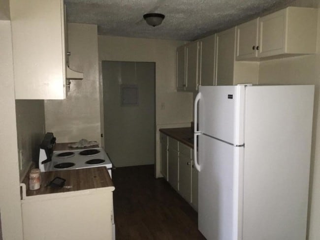 Foto del edificio - 8156 Skysail Ave