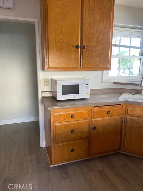 Foto del edificio - 6512 Oxford Dr