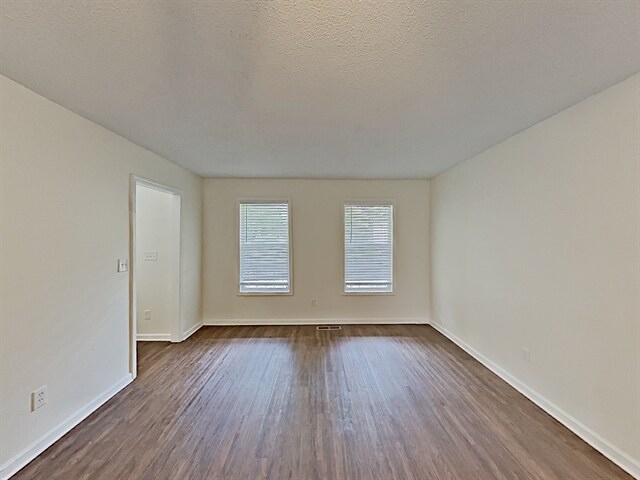 Foto del edificio - 2275 Loren Falls Ct