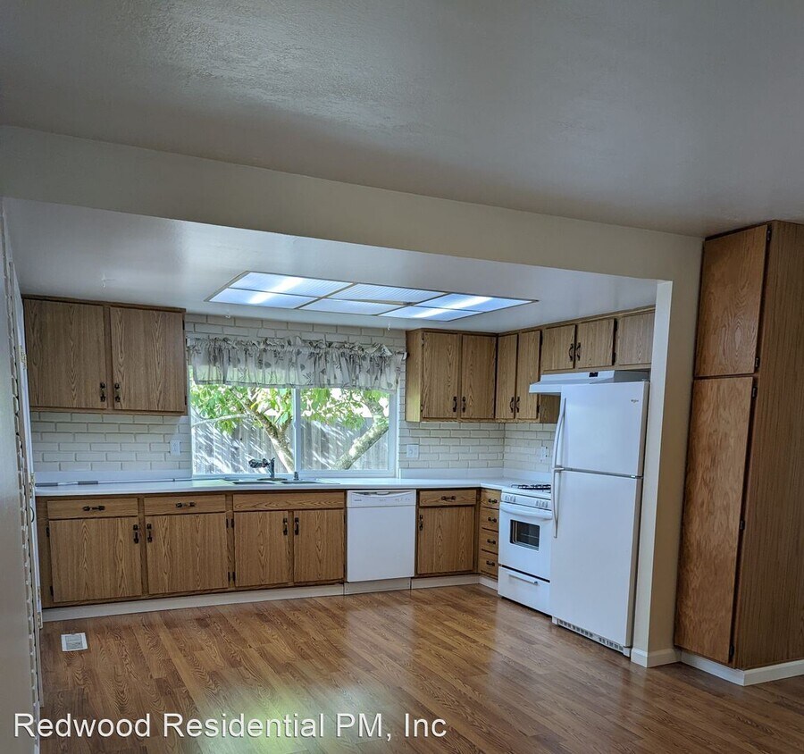Primary Photo - 3 br, 2 bath House - 313 Stonybrook Way