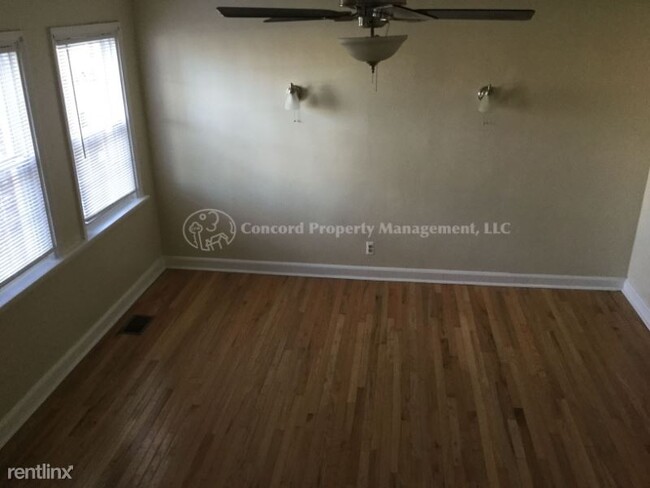 Foto del edificio - 3 br, 1.5 bath Townhome - 4654 Marble Hall Rd