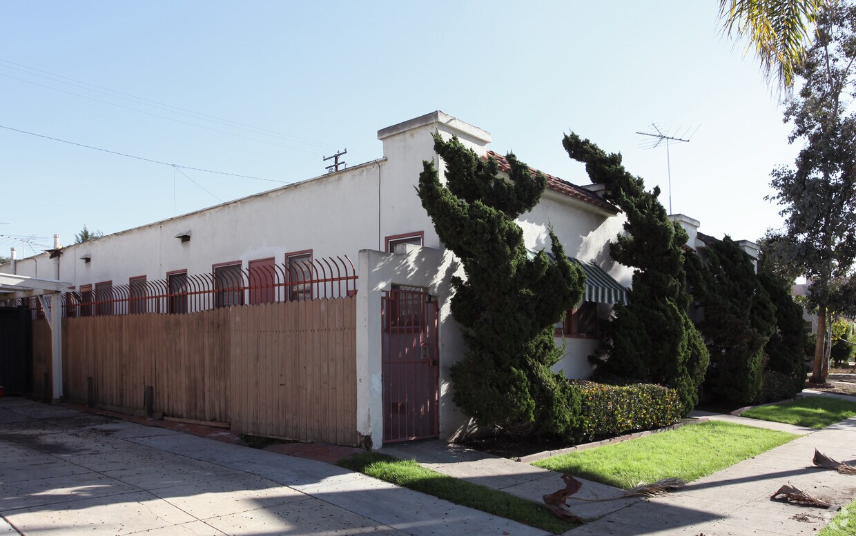 Foto principal - 924 Redondo Ave