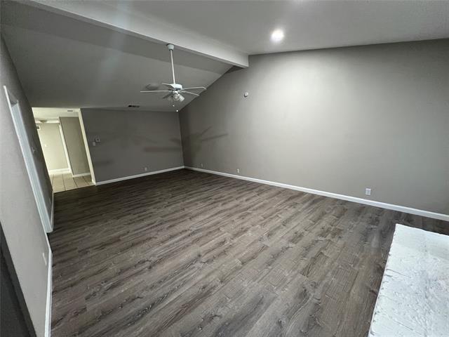 Building Photo - 630 Woodhaven Pl