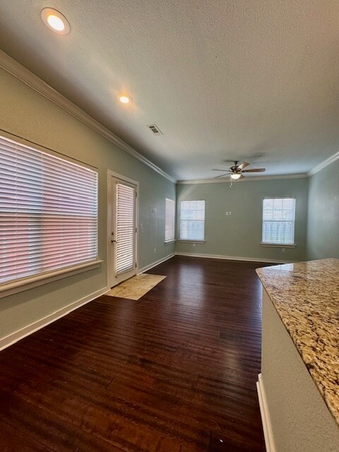 Foto del edificio - 2706 SW Arbor Rd