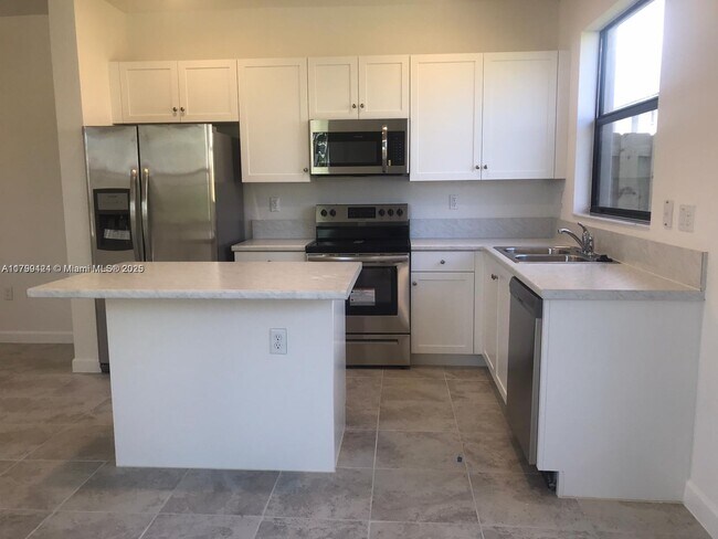 Foto del edificio - 11339 SW 250th Terrace