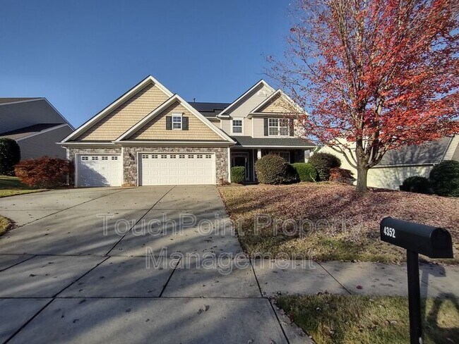Building Photo - 4352 Haddington Dr