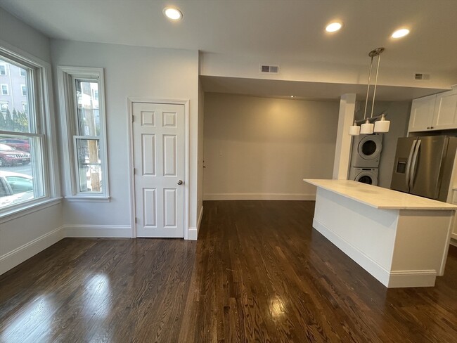 Foto del edificio - 204 E Eagle St