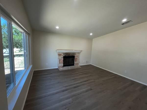 Foto del edificio - 37132 Kendrick Cir