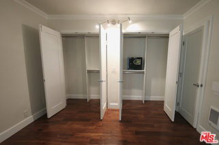 Foto del edificio - 22626 CA-1