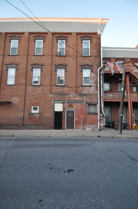 691 Main St, Slatington, PA 18080 Apartments in Slatington, PA