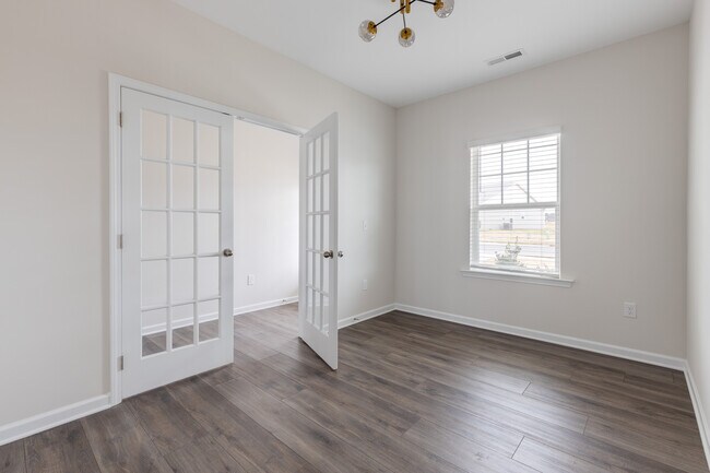 Foto del edificio - 5208 Trilogy Farm Dr