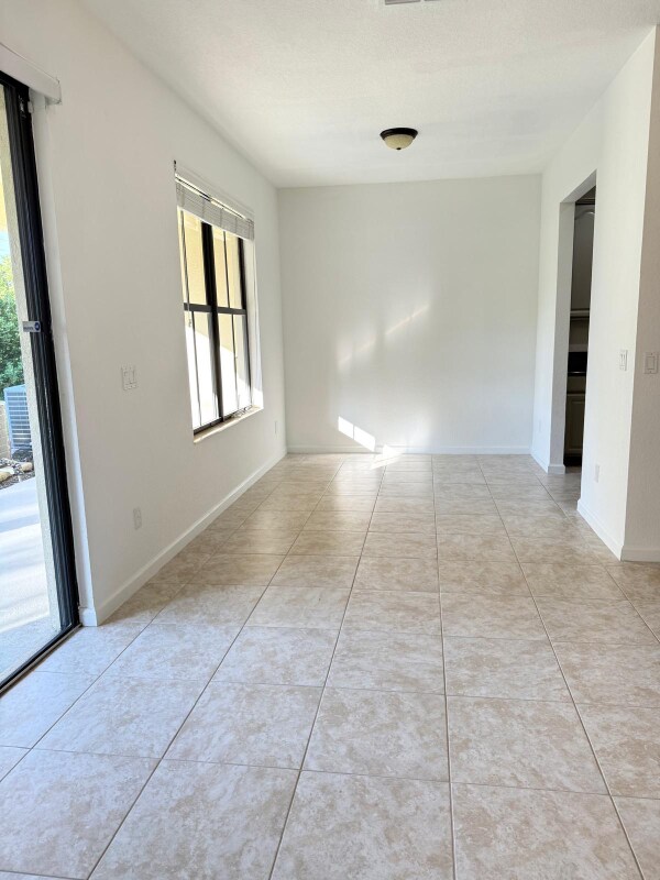 Foto del edificio - 1509 Portofino Meadows Blvd