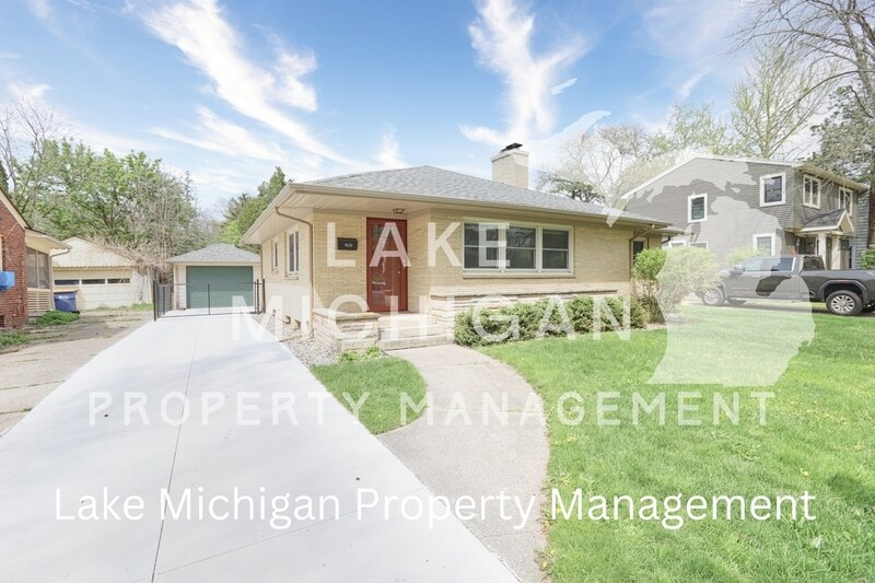 Foto principal - 1829 Duffield Dr NE