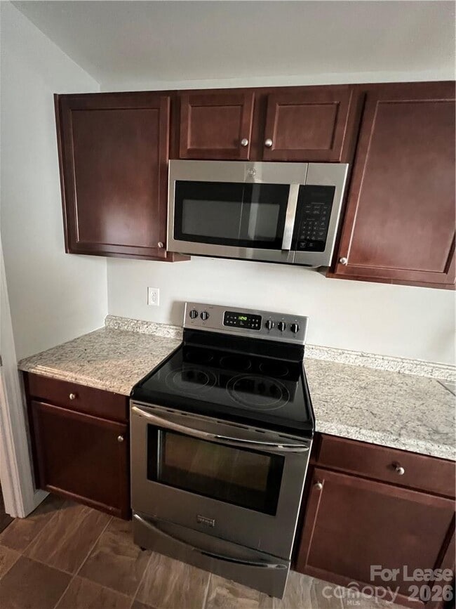 Foto del edificio - 720 E Pine St