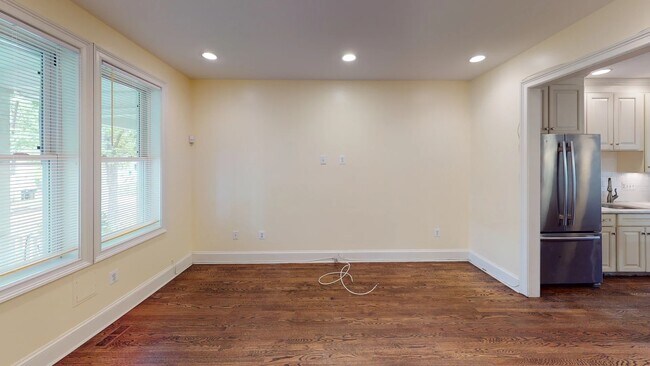 Foto del edificio - 4405 5th St NW