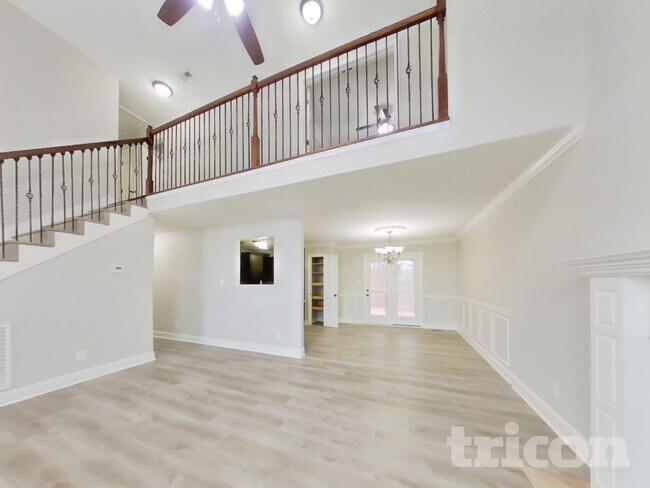 Building Photo - 646 Fox Hound Dr