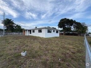 Building Photo - 12901 NW 22nd Ave