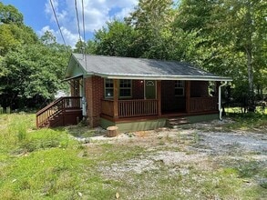 Building Photo - 207 Smith Ct