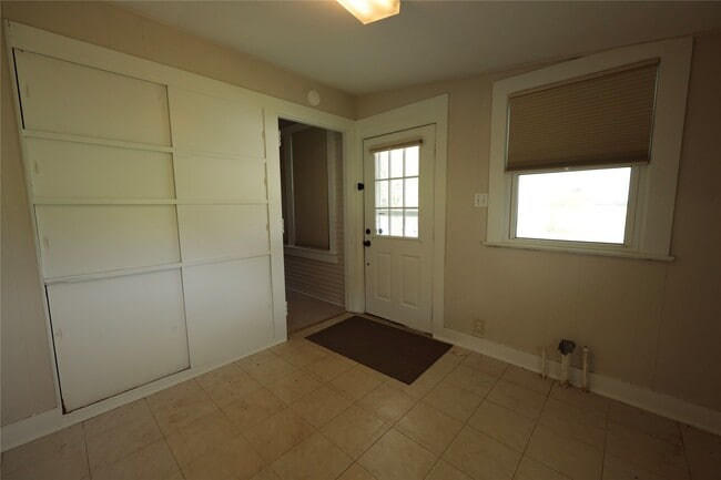 Building Photo - 3289 Co Rd 158