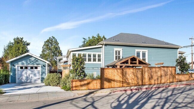 Foto del edificio - 217 East St