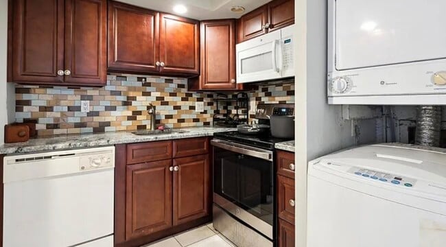 Washer dryer in unit - 530 S 2nd St