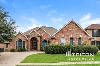 Building Photo - 7814 Longbow Ln