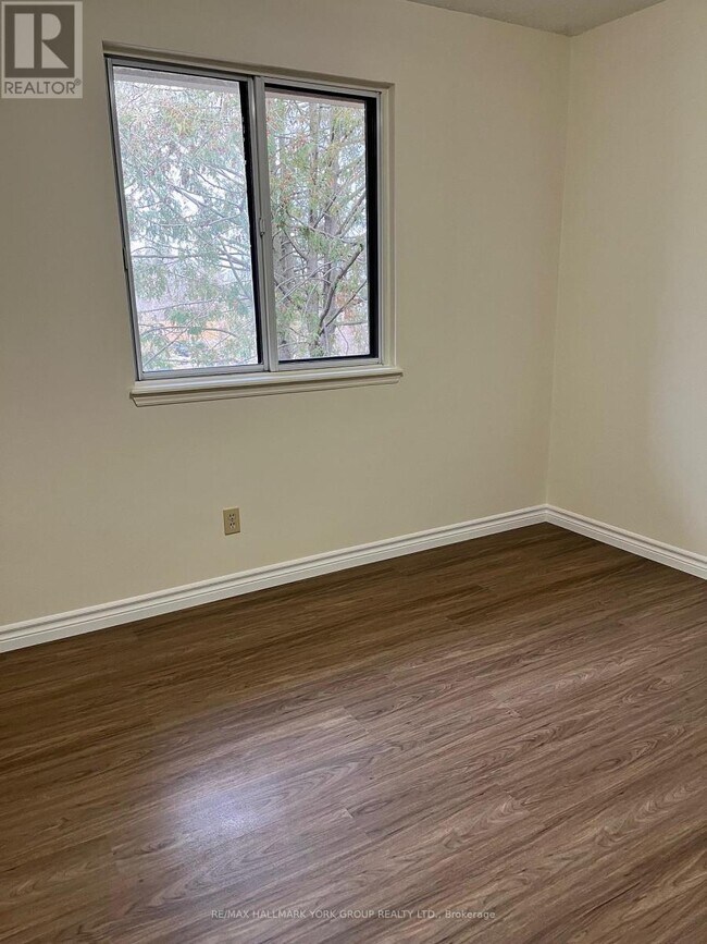 Photo du bâtiment - 131 Edgehill Dr