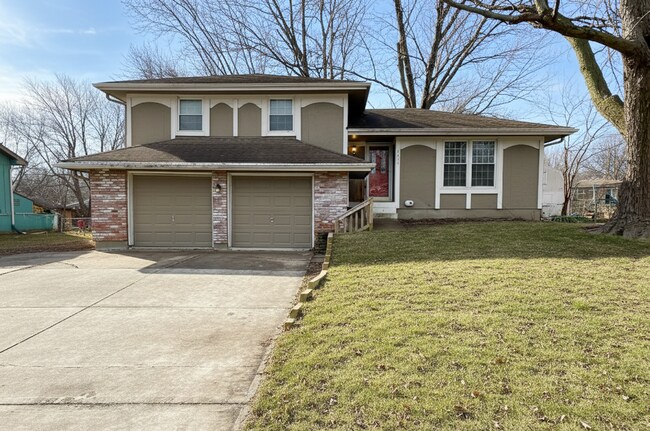 Foto del edificio - SEE IT NOW:Bright 3-Bed Home with Spacious Layout & Natural Light!