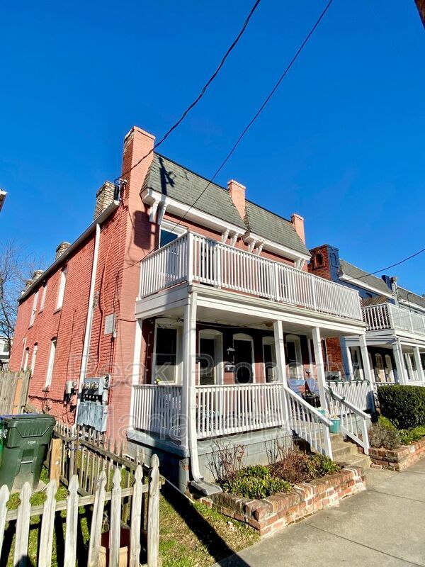 Building Photo - 604 N 32nd St