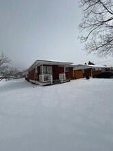 Building Photo - 3127 Oliver Rd NE