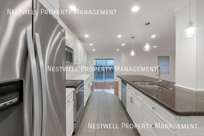 Building Photo - 310 W 4620 N