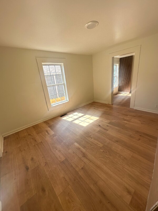 Foto del edificio - 310 Gamma St S