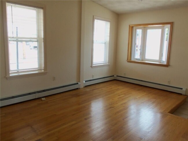 Building Photo - 1470 Newport Ave