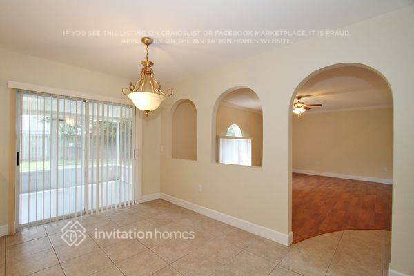 Building Photo - 3223 Scenic Woods Dr