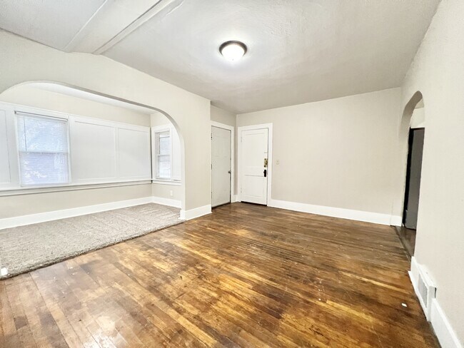 Foto del edificio - 1129 Woodward Ave