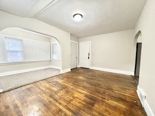 Building Photo - 1129 Woodward Ave