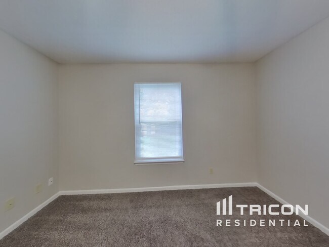 Foto del edificio - 10664 Glenayr Dr
